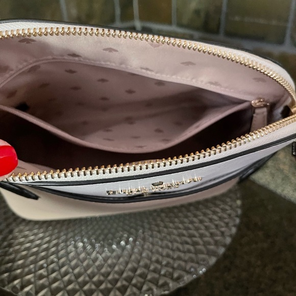 🎉SOLD🎉Kate Spade STACI COLORBLOCK Dome Crossbody Handbag Warm Beige Multi - Picture 9 of 13